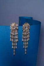 Sparkling Detail Drop Earrings - Image 2